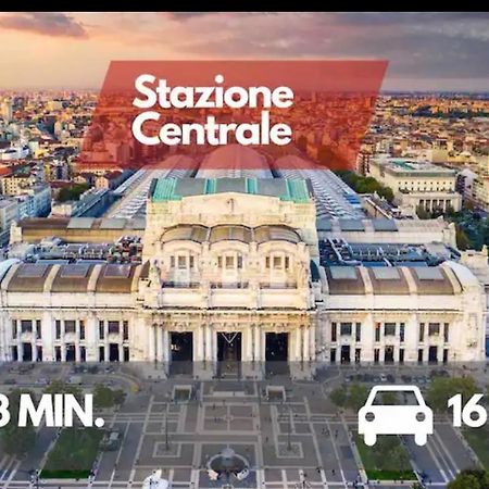 Casti - Appartamento Mm3 Comasina Milan Luaran gambar